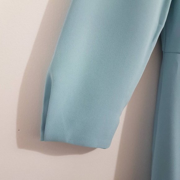 Retro Evening or Day Dress with bottom flare - Picture 5 of 11